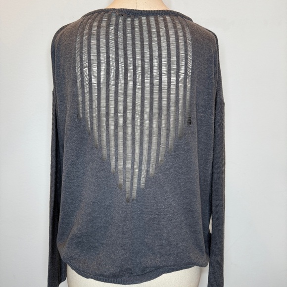 Goddis Sweaters - Goddis Gray Knit Sweater with striped back detail, Size S/M, cotton-acylic